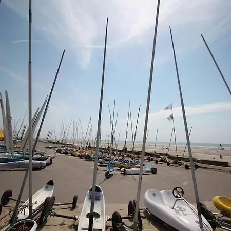 Neuf Centre Station A 200m De La Апартаменты Нёфшатель-Ардло