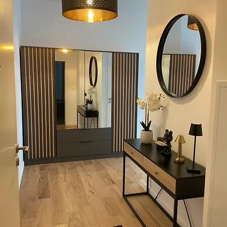 Neuf Centre Station A 200m De La *